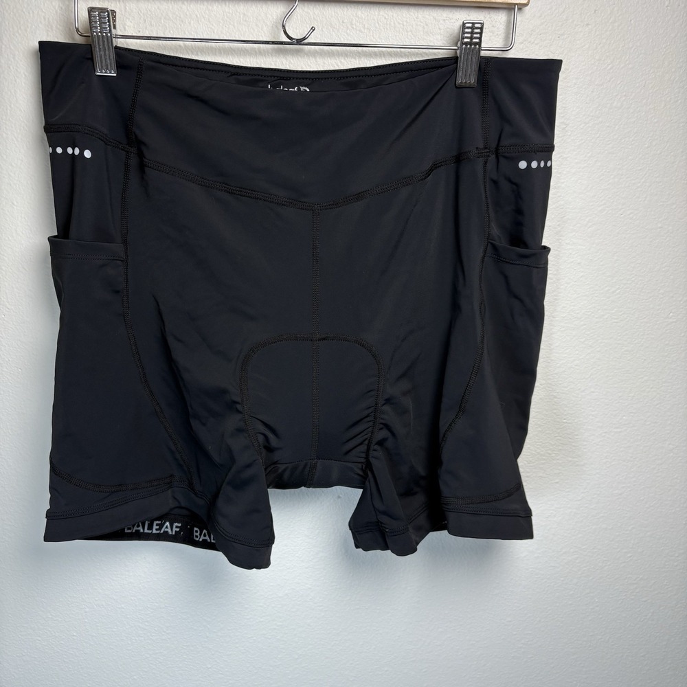 NWT Baleaf Women's Plus 3X ~ Black Padded Bike Shorts Bicycling Pockets  NEW